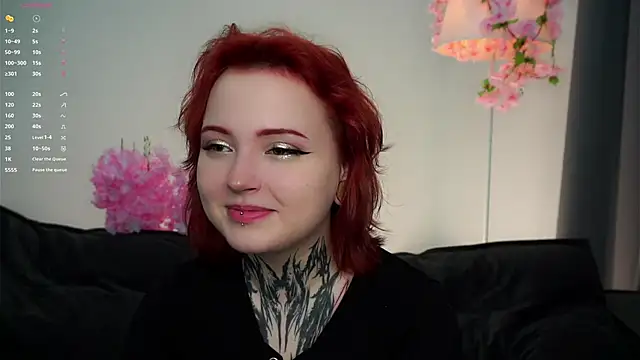 MarnaHarbor online show from September 27, 2025, 1:06 pm