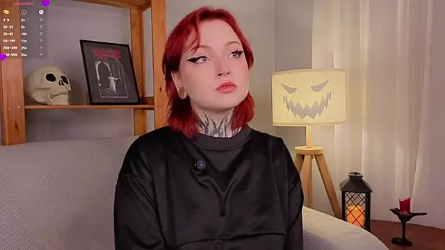 MarnaHarbor online show from November 3, 2025, 11:36 am