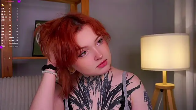 MarnaHarbor online show from October 25, 2025, 11:09 am