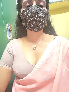 Snapshot of mallu-reshma chatting on February 21, 2026, 5:26 pm mallu-reshma online show from February 21, 2026, 5:26 pm