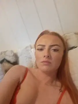 RedHeadRoxyUK online show from October 15, 2025, 10:56 am