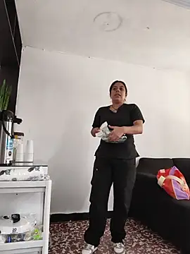 Snapshot of GabyMontenegro chatting on February 11, 2026, 5:57 pm GabyMontenegro online show from February 11, 2026, 5:57 pm