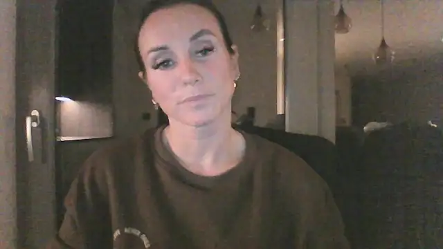 Snapshot of Justnani001 chatting on October 7, 2025, 8:10 pm Justnani001 online show from October 7, 2025, 8:10 pm