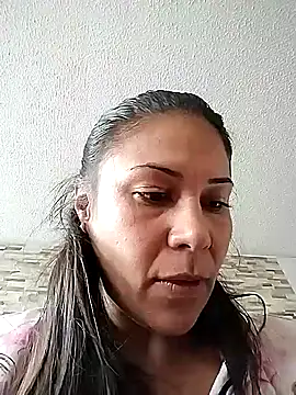 Snapshot of KittyHoleshot87 chatting on October 9, 2025, 3:34 pm KittyHoleshot87 online show from October 9, 2025, 3:34 pm