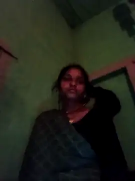 Snapshot of Idhika_Jha chatting on September 21, 2025, 11:43 pm Idhika Jha online show from September 21, 2025, 11:43 pm