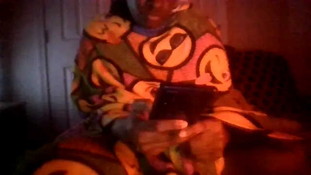 prettymaa online show from September 28, 2025, 12:28 am