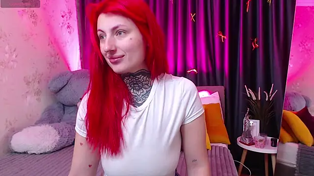 Snapshot of Nina_Blum_ chatting on January 9, 2026, 7:04 am Nina Blum online show from January 9, 2026, 7:04 am