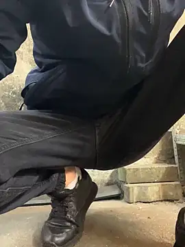 bmwe71 online show from November 18, 2025, 11:57 am