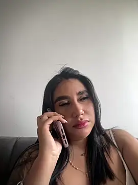 Snapshot of Sophie_Dreamss chatting on April 23, 2026, 9:49 pm Sophie Dreamss online show from April 23, 2026, 9:49 pm