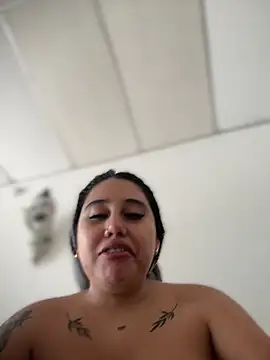 Sophie Dreamss online show from November 10, 2025, 8:14 pm