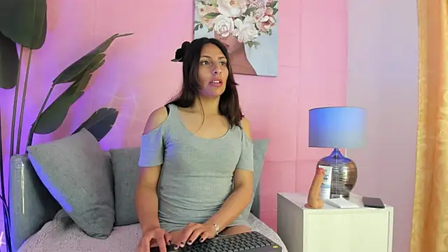 angelica cute12 online show from September 20, 2025, 2:55 pm