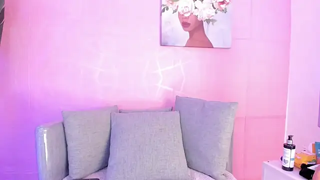 angelica cute12 online show from October 27, 2025, 8:54 pm