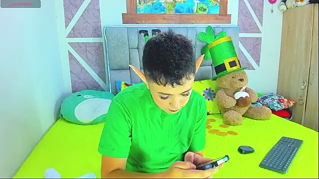 christopher Hot online show from March 17, 2026, 8:34 pm