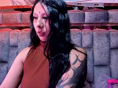 missashlyrosette online show from September 20, 2025, 2:49 am