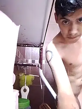 aispuro8505 online show from September 16, 2025, 4:02 am