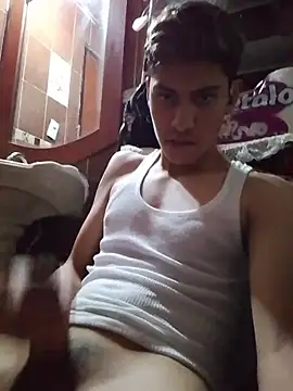 Snapshot of aispuro8505 chatting on February 8, 2026, 7:50 am aispuro8505 online show from February 8, 2026, 7:50 am