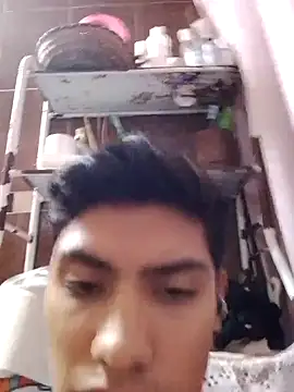 aispuro8505 online show from September 14, 2025, 6:25 am