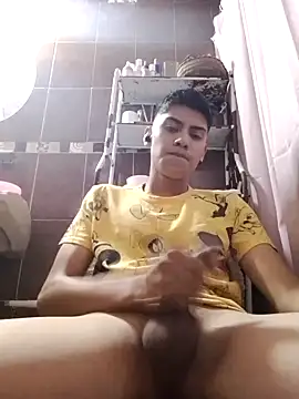 aispuro8505 online show from September 20, 2025, 7:24 am