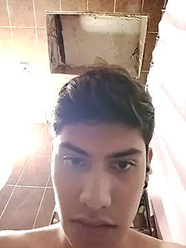 aispuro8505 online show from September 9, 2025, 7:07 am