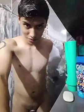 aispuro8505 online show from April 12, 2026, 7:33 am