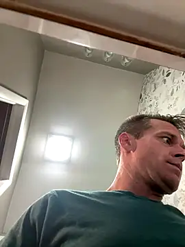 DILFiGuess11 online show from September 12, 2025, 5:29 am