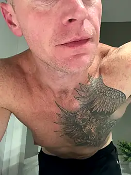 DILFiGuess11 online show from September 15, 2025, 5:08 am