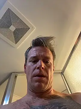 DILFiGuess11 online show from January 15, 2026, 3:43 am