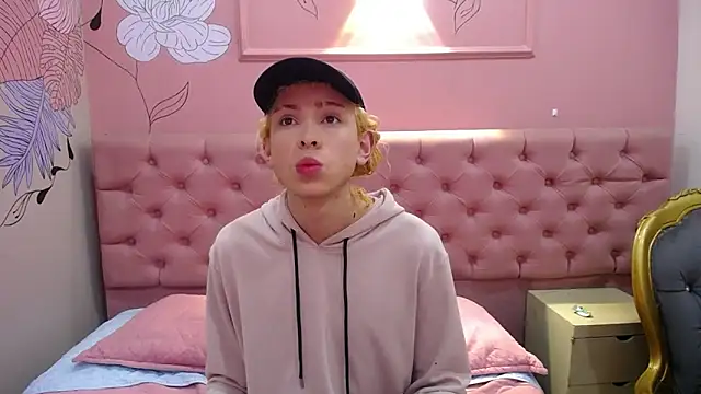 Aaron Fordd online show from November 24, 2025, 11:32 am