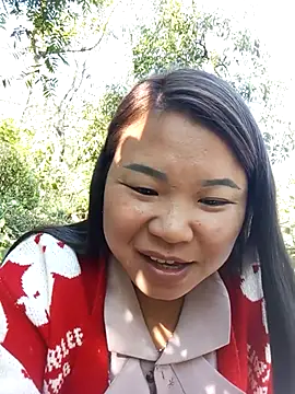 Snapshot of may-squirl chatting on November 27, 2025, 8:15 am may-squirl online show from November 27, 2025, 8:15 am