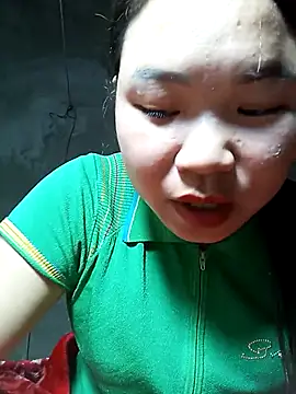 Snapshot of may-squirl chatting on November 11, 2025, 2:39 am may-squirl online show from November 11, 2025, 2:39 am