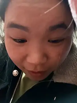 Snapshot of may-squirl chatting on November 14, 2025, 3:26 pm may-squirl online show from November 14, 2025, 3:26 pm