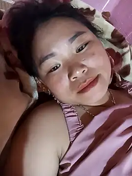 Snapshot of may-squirl chatting on September 19, 2025, 5:00 am may-squirl online show from September 19, 2025, 5:00 am