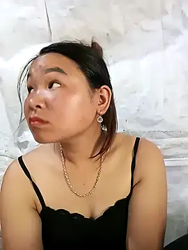 Snapshot of may-squirl chatting on September 24, 2025, 4:52 am may-squirl online show from September 24, 2025, 4:52 am