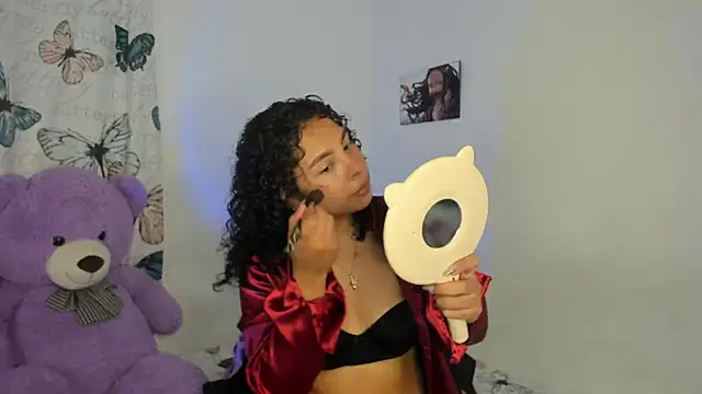 ViolettaMiller  online show from March 26, 2026, 1:20 pm