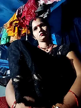 Jooli xx online show from September 26, 2025, 4:14 pm