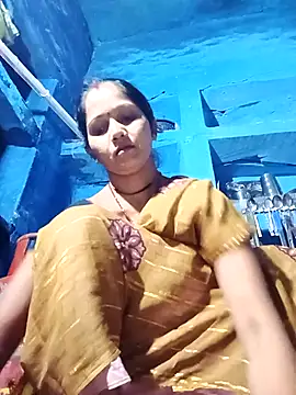 Jooli xx online show from September 24, 2025, 12:40 am