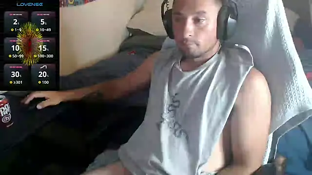 YoBlezz online show from July 13, 2026, 4:23 am