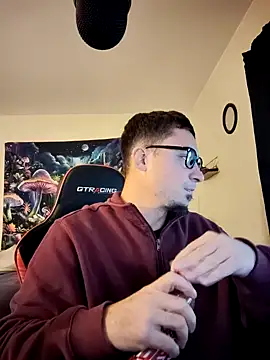 Snapshot of YoBlezz chatting on September 26, 2025, 4:30 am YoBlezz online show from September 26, 2025, 4:30 am