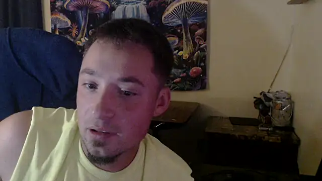 Snapshot of YoBlezz chatting on September 13, 2025, 11:21 am YoBlezz online show from September 13, 2025, 11:21 am