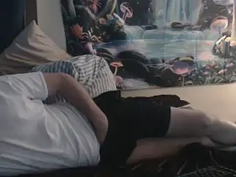 Snapshot of YoBlezz chatting on November 22, 2025, 8:57 am YoBlezz online show from November 22, 2025, 8:57 am