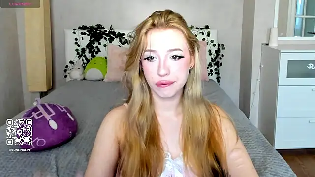 LightStar 18 online show from October 27, 2025, 9:21 am