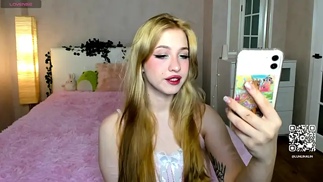 LightStar 18 online show from October 20, 2025, 11:11 am