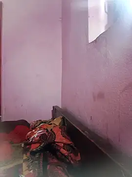 posewith online show from February 2, 2026, 7:18 am