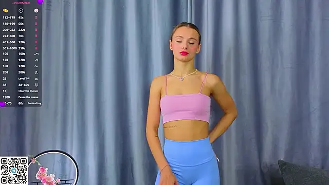 NaughtySeraphine online show from March 9, 2026, 5:11 am