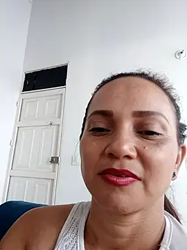 Snapshot of Amanda39 chatting on April 28, 2026, 9:08 pm Amanda39 online show from April 28, 2026, 9:08 pm