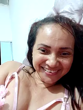 Snapshot of Amanda39 chatting on April 21, 2026, 3:02 am Amanda39 online show from April 21, 2026, 3:02 am