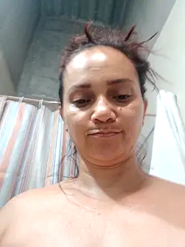 Amanda39 online show from April 9, 2026, 1:06 pm