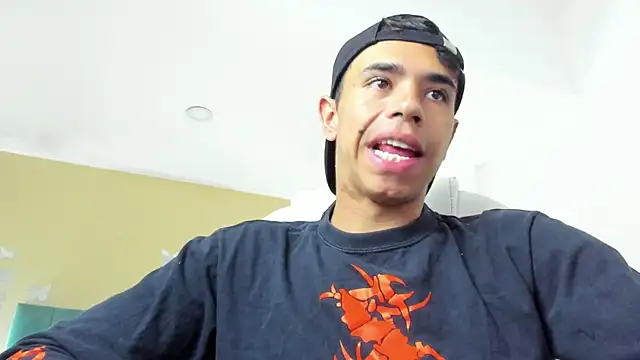 Muscle Scott online show from September 19, 2025, 12:09 pm