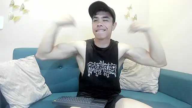 Muscle Scott online show from October 5, 2025, 12:18 pm