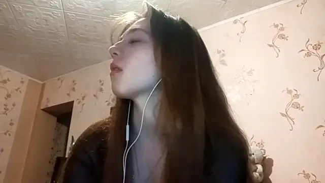 Snapshot of Sophiecuttie chatting on September 24, 2025, 1:06 pm Sophiecuttie online show from September 24, 2025, 1:06 pm